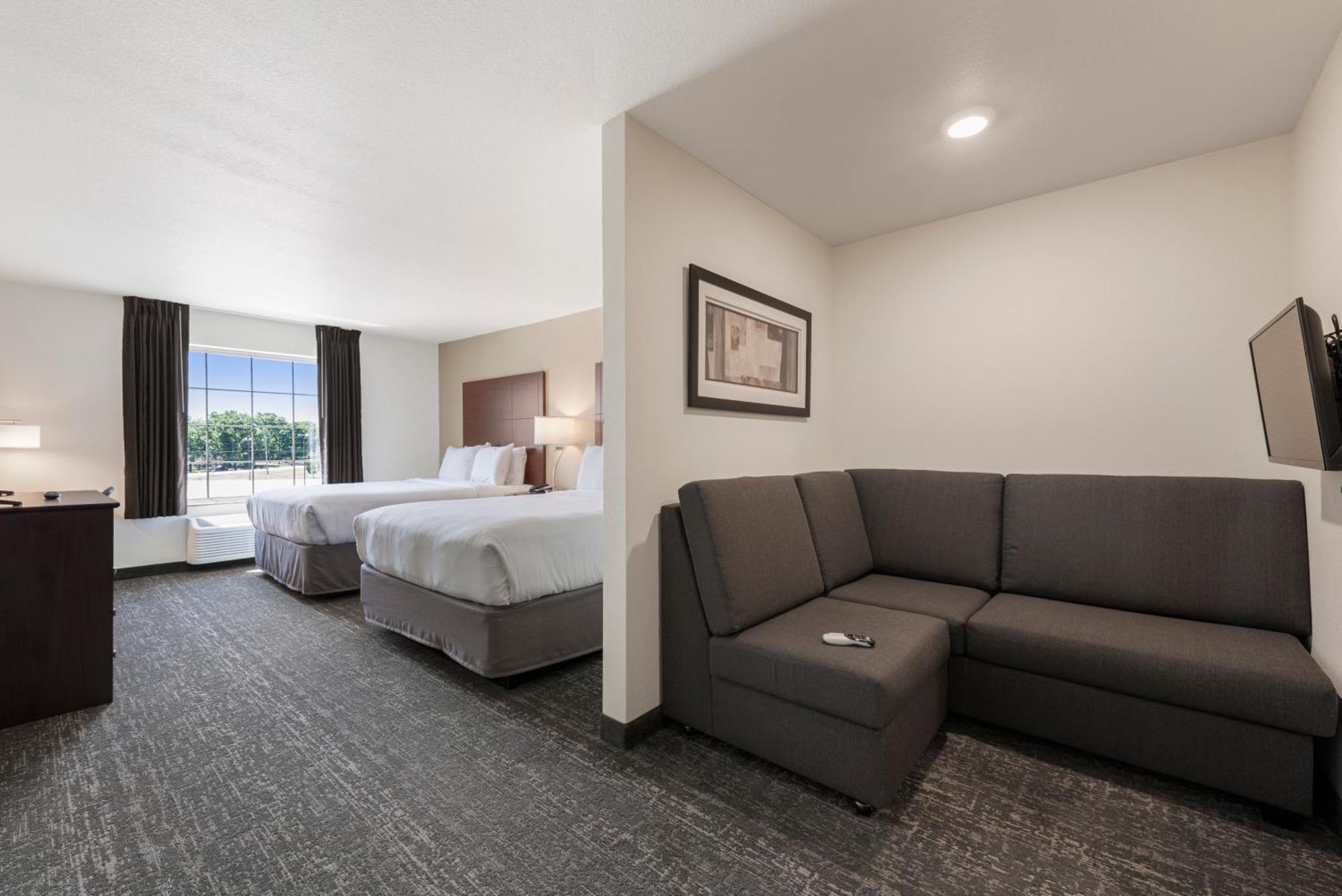 Cobblestone Hotel & Suites - Bellefontaine Екстер'єр фото